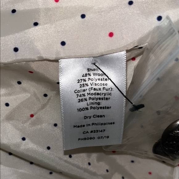 NWT Talbots Women's Ivory Blazer with Faux Fur Collar - Picture 12 of 13